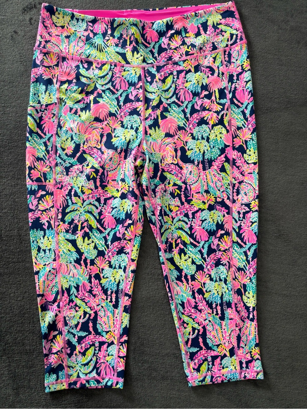 Lilly Pulitzer High Rise Weekender Leggings XXL Navy Pink Animal Print Stretch